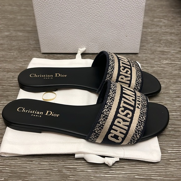 DIOR Dway Slide - Picture 6 of 11